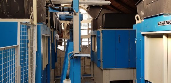 Complete LAVATEC CBW System – 12 x 50kg, press and four gas dryers - Image 3