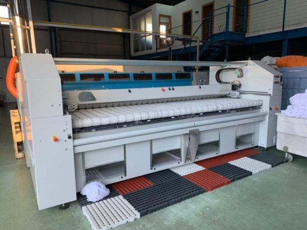 Foltex LP1-330 Flatwork Feeder