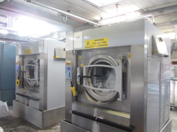 Electrolux W4850H, 90kg washer extractor