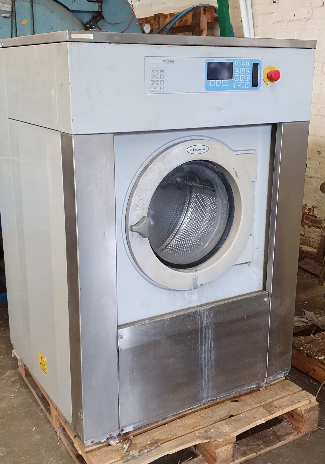 Two Electrolux Model W4240H, 27kgs washer extractors Laundryquip